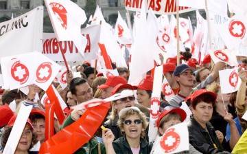 Protest la trei ministere chiar de Ziua Sănătăţii